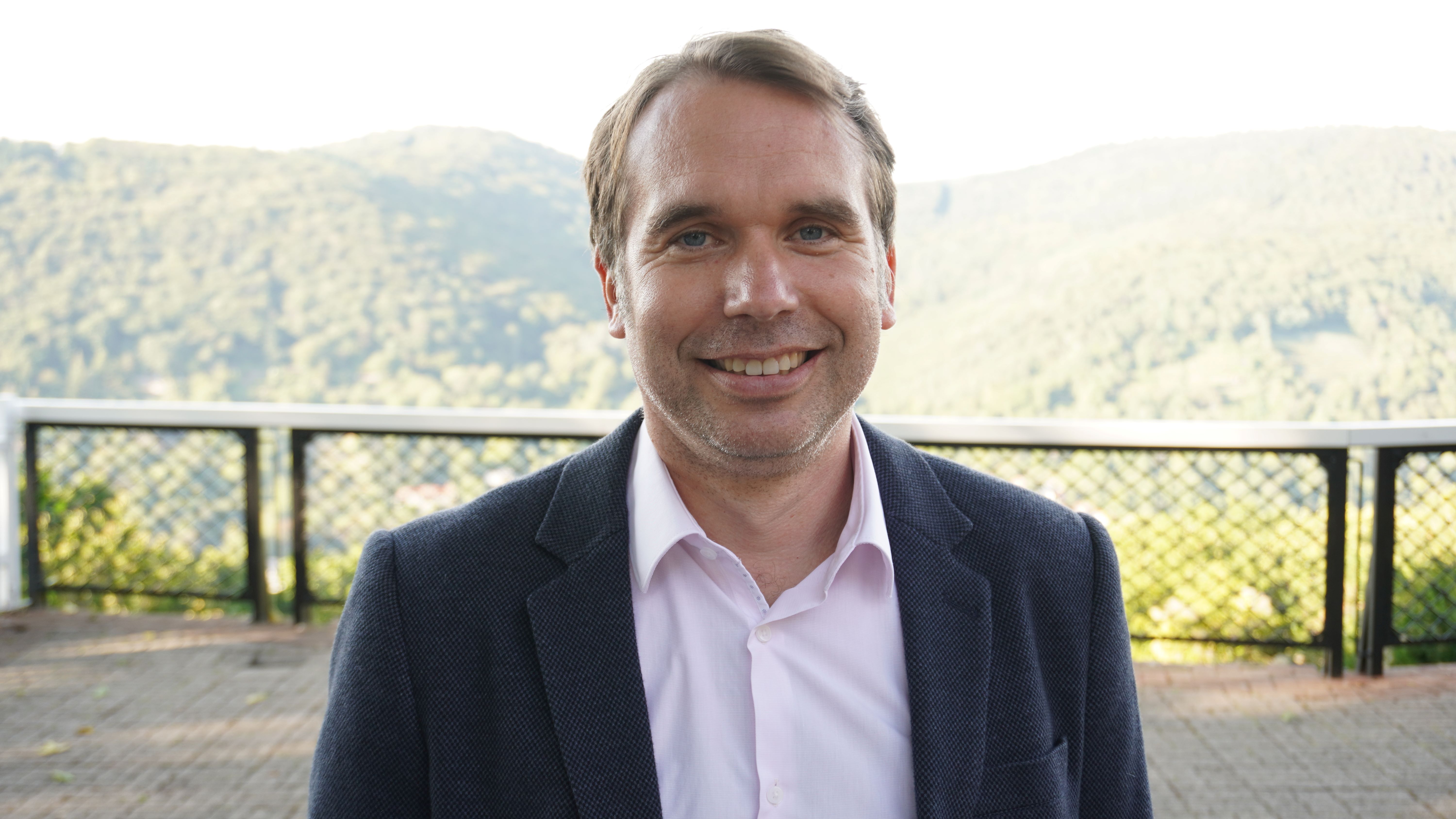 Portrait Rolf Wettstein