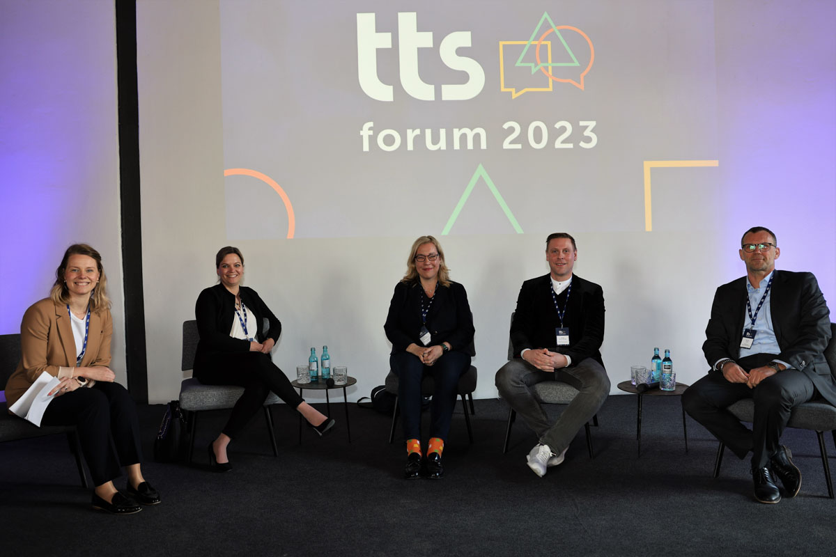 Podiumsdiskussion unter anderem mit Haribo, Bauhaus und der LBBW