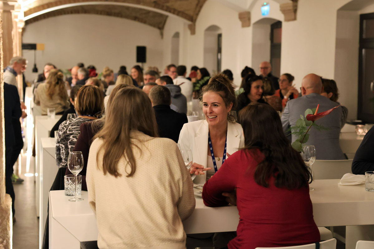 Anregende Gespräche beim Abendessen des tts forum 2023